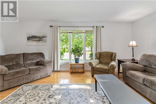 105 Bennett Avenue, Moncton, NB - Indoor Photo Showing Living Room