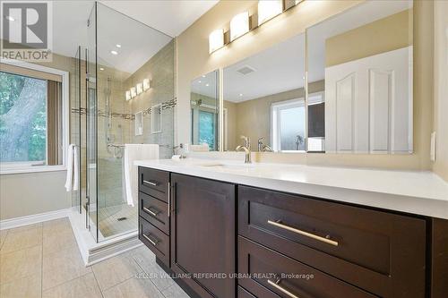 5 Bevdale Road, Toronto (Willowdale West), ON - Indoor Photo Showing Bathroom