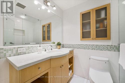 5 Bevdale Road, Toronto (Willowdale West), ON - Indoor Photo Showing Bathroom