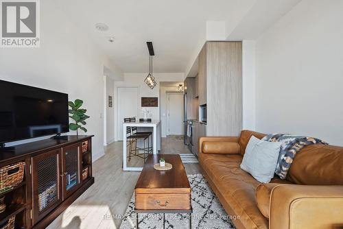 3109 - 70 Annie Craig Drive, Toronto (Mimico), ON - Indoor Photo Showing Living Room