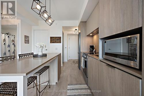 3109 - 70 Annie Craig Drive, Toronto (Mimico), ON - Indoor Photo Showing Kitchen