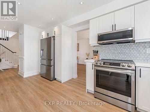 14 Pompano Court, Hamilton (Templemead), ON - Indoor Photo Showing Kitchen With Stainless Steel Kitchen