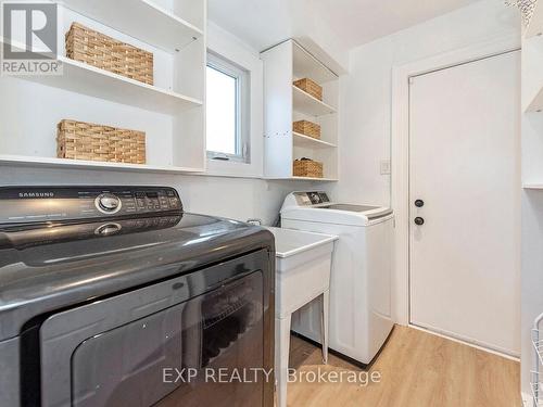 14 Pompano Court, Hamilton (Templemead), ON - Indoor Photo Showing Laundry Room