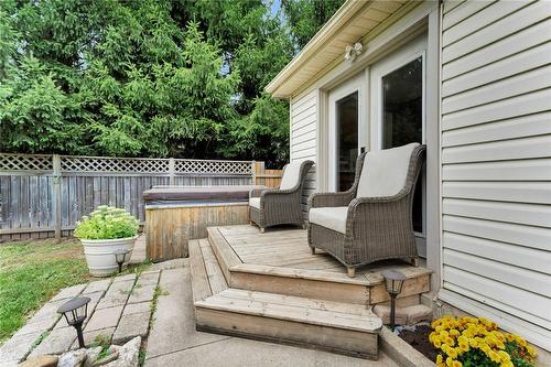 2038 Governors Road, Hamilton, ON 