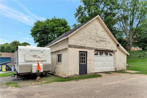 2038 Governors Road, Hamilton, ON 