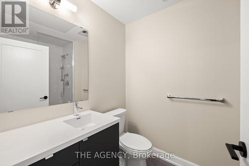 1207 - 3220 William Coltson Avenue, Oakville, ON - Indoor Photo Showing Bathroom