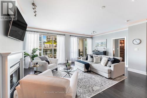 Ph404 - 88 Palace Pier Court, Toronto (Mimico), ON - Indoor Photo Showing Living Room