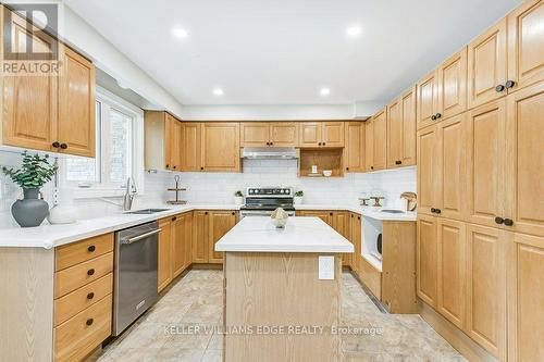 869 Fletcher Valley Crescent, Mississauga (Clarkson), ON - Indoor Photo Showing Kitchen