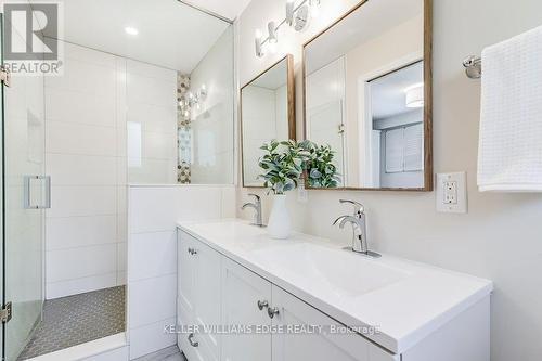 869 Fletcher Valley Crescent, Mississauga (Clarkson), ON - Indoor Photo Showing Bathroom