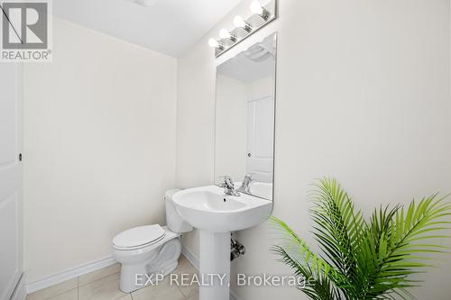 60 - 383 Dundas Street E, Hamilton (Waterdown), ON - Indoor Photo Showing Bathroom