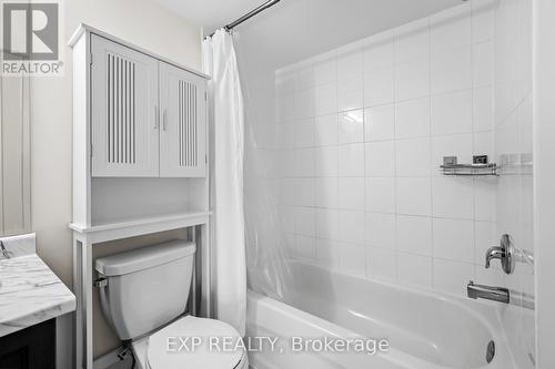 60 - 383 Dundas Street E, Hamilton (Waterdown), ON - Indoor Photo Showing Bathroom