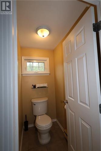 574 Leblanc Road, Dieppe, NB - Indoor Photo Showing Bathroom