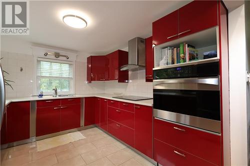 574 Leblanc Road, Dieppe, NB - Indoor Photo Showing Kitchen With Double Sink