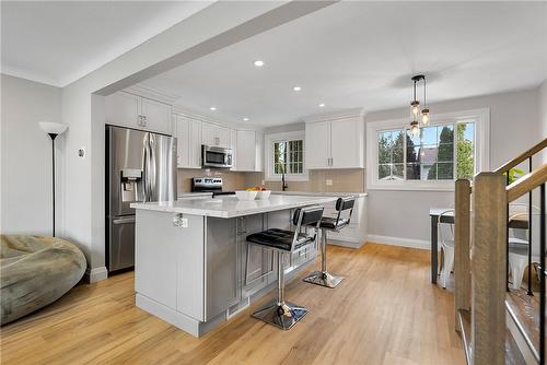 6146 Monterey Avenue, Niagara Falls, ON - Indoor Photo Showing Kitchen With Stainless Steel Kitchen With Upgraded Kitchen