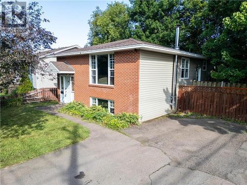 240 Storey East Road, Moncton, NB - Outdoor