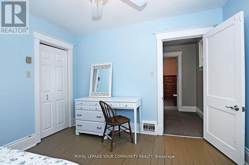 111 Edward Street, Aurora (Aurora Village), ON - Indoor Photo Showing Bedroom