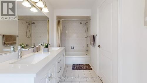 381 Rushbrook Drive, Newmarket (Summerhill Estates), ON - Indoor Photo Showing Bathroom