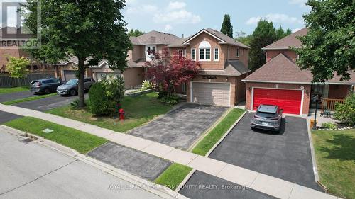 381 Rushbrook Drive, Newmarket (Summerhill Estates), ON - Outdoor With Facade