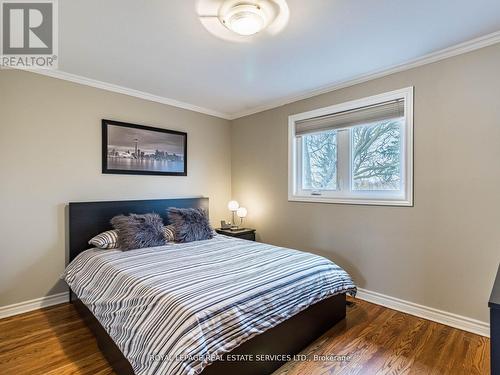 67 Centre Street S, Brampton, ON - Indoor Photo Showing Bedroom