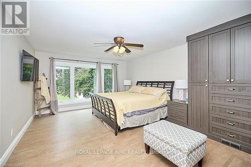 16 Blackwood Crescent, Pelham, ON - Indoor Photo Showing Bedroom