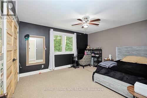 16 Blackwood Crescent, Pelham, ON - Indoor Photo Showing Bedroom