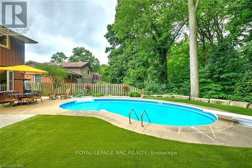 16 Blackwood Crescent, Pelham, ON - Outdoor With In Ground Pool With Backyard