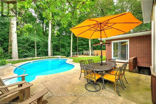 16 Blackwood Crescent, Pelham, ON - Outdoor With In Ground Pool With Deck Patio Veranda With Exterior