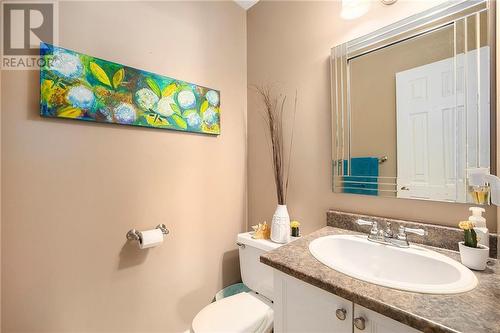 267 Wood Avenue, Smiths Falls, ON - Indoor Photo Showing Bathroom