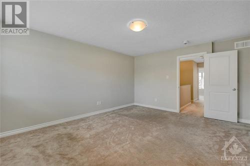 33 Fallengale Crescent, Ottawa, ON - Indoor Photo Showing Other Room