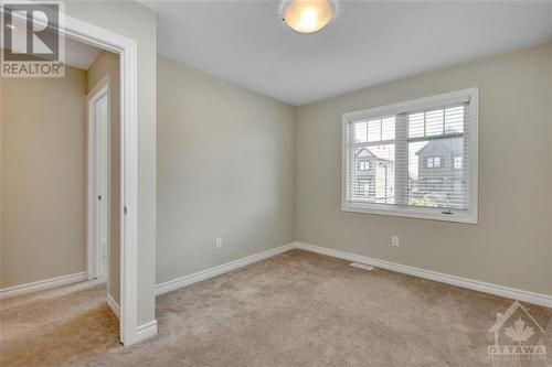 33 Fallengale Crescent, Ottawa, ON - Indoor Photo Showing Other Room