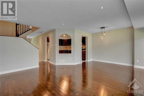 33 Fallengale Crescent, Ottawa, ON - Indoor Photo Showing Other Room