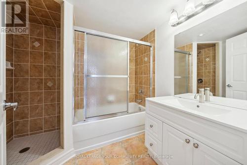 407 - 225 Wellesley Street E, Toronto (Cabbagetown-South St. James Town), ON - Indoor Photo Showing Bathroom