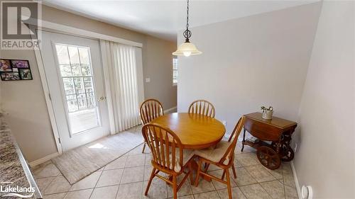 357 Ravenscliffe Road, Huntsville, ON - Indoor Photo Showing Dining Room