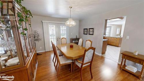 357 Ravenscliffe Road, Huntsville, ON - Indoor Photo Showing Dining Room