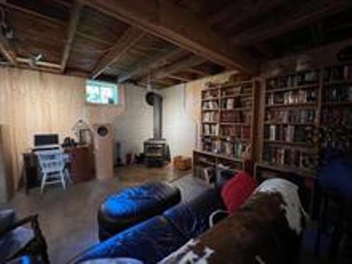 Living room - 248Z Ch. Des Bouleaux, Nédélec, QC - Indoor Photo Showing Basement