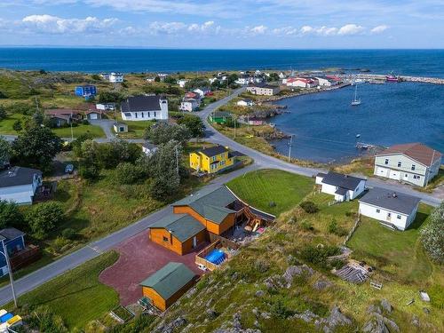 5 Meade Road, Hants Harbour, NL 