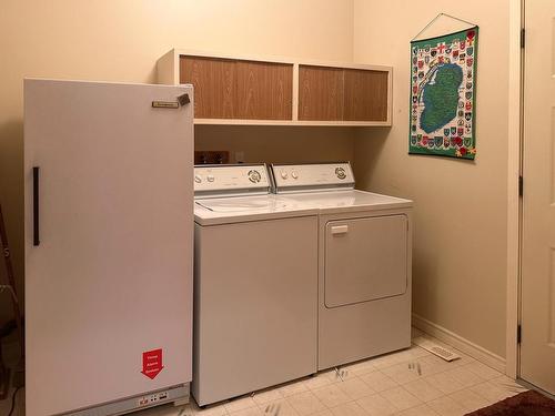 101-45 Hudsons Bay Trail, Kamloops, BC - Indoor Photo Showing Laundry Room