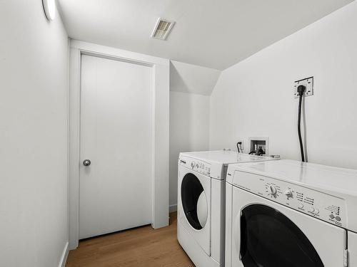 1188 Kamwood Place, Kamloops, BC - Indoor Photo Showing Laundry Room