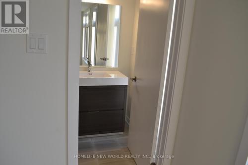 B2-1106 - 1856 Notion Road, Pickering, ON - Indoor Photo Showing Bathroom