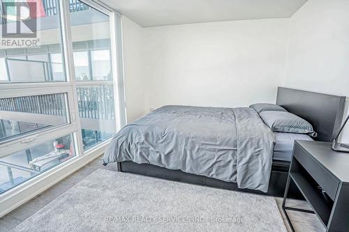 1006 - 3091 Dufferin Street, Toronto (Yorkdale-Glen Park), ON - Indoor Photo Showing Bedroom