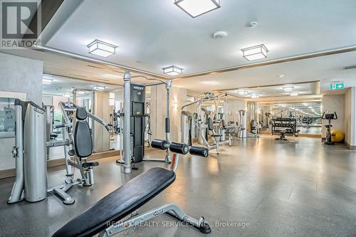 1006 - 3091 Dufferin Street, Toronto (Yorkdale-Glen Park), ON - Indoor Photo Showing Gym Room