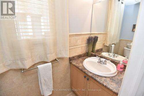 98 Kendrick Court, Hamilton (Ancaster), ON - Indoor Photo Showing Bathroom