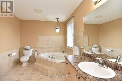 98 Kendrick Court, Hamilton (Ancaster), ON - Indoor Photo Showing Bathroom