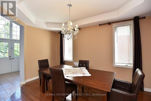 98 Kendrick Court, Hamilton (Ancaster), ON - Indoor Photo Showing Dining Room