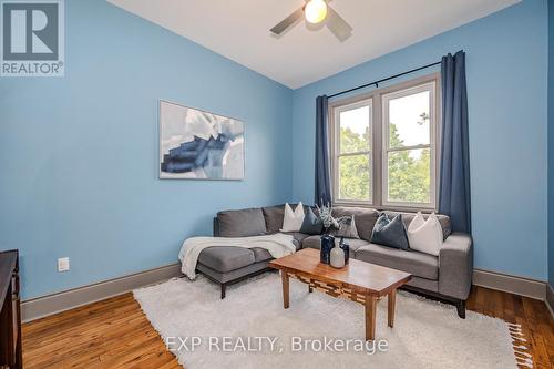 163 Stevenson Street S, Guelph (Two Rivers), ON - Indoor Photo Showing Living Room