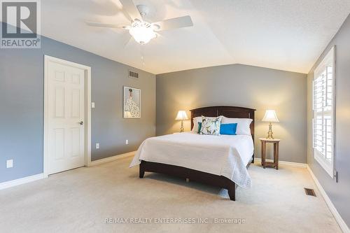 2 - 230 Meadowbrook Drive W, Hamilton (Ancaster), ON - Indoor Photo Showing Bedroom