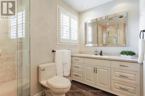 2 - 230 Meadowbrook Drive W, Hamilton (Ancaster), ON - Indoor Photo Showing Bathroom