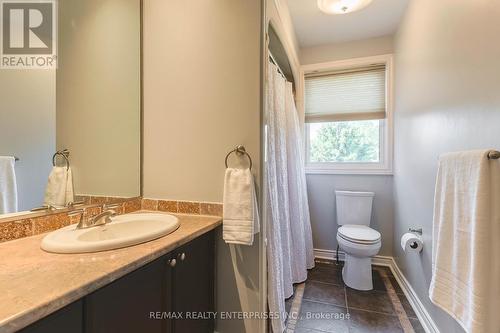 2 - 230 Meadowbrook Drive W, Hamilton (Ancaster), ON - Indoor Photo Showing Bathroom