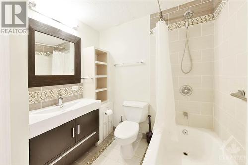 1785 Frobisher Lane Unit#1705, Ottawa, ON - Indoor Photo Showing Bathroom