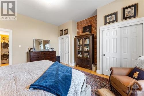 421 Laurier Avenue E, Ottawa, ON - Indoor Photo Showing Bedroom